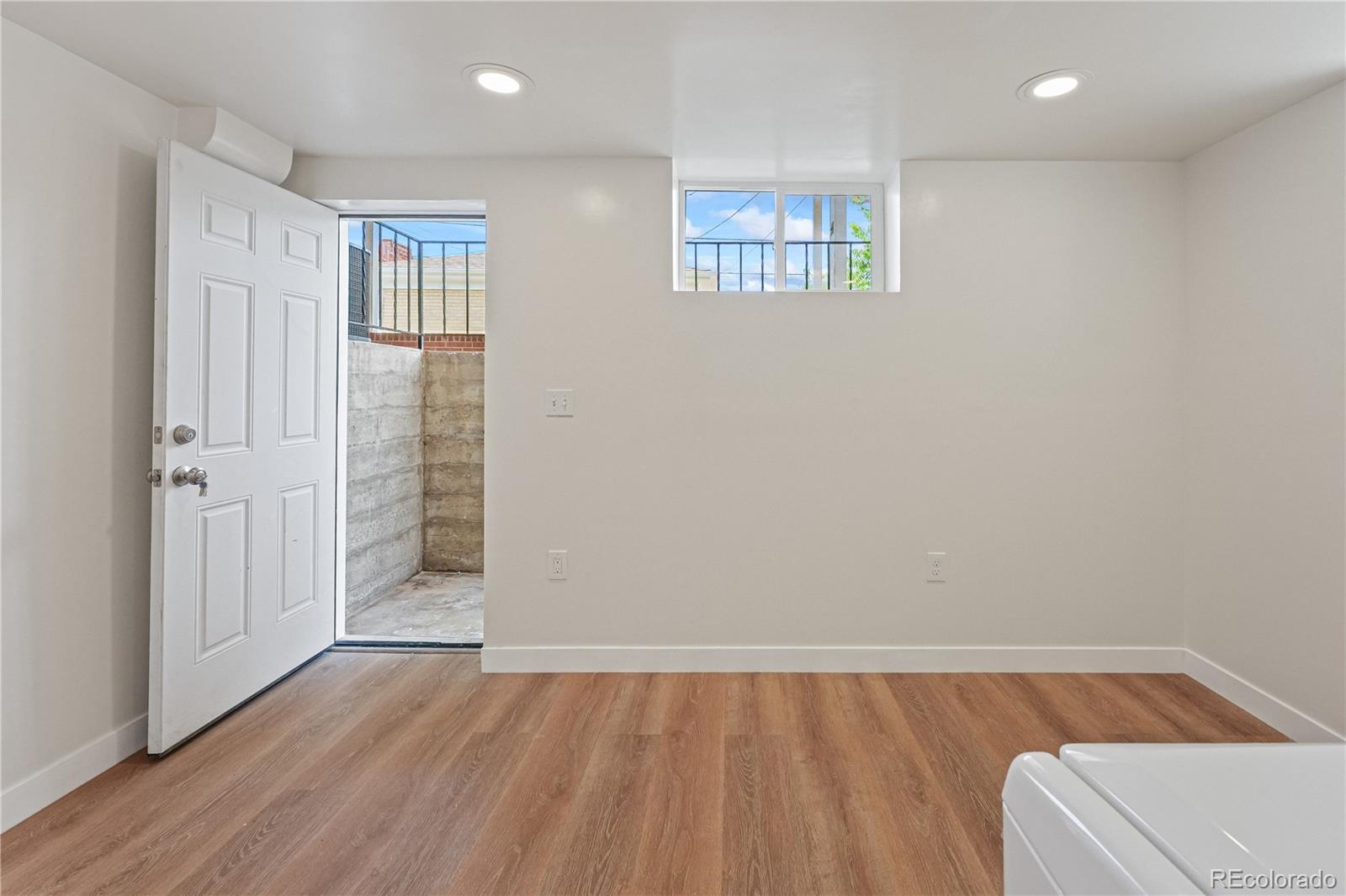 2739 W 39th Avenue Denver CO 80211