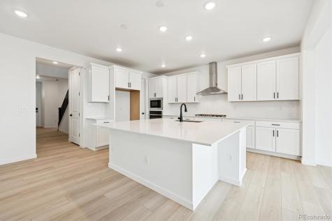 486 S Salida Street Aurora CO 80017