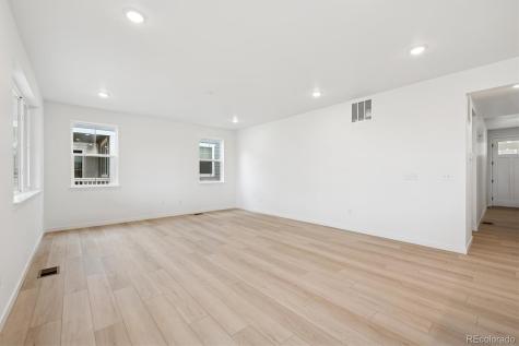 486 S Salida Street Aurora CO 80017