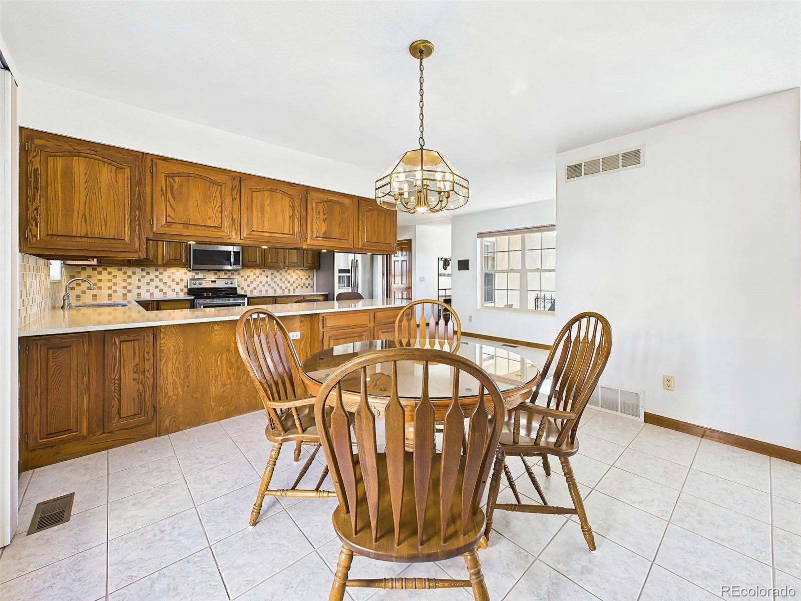 611 Q Street Penrose CO 81240