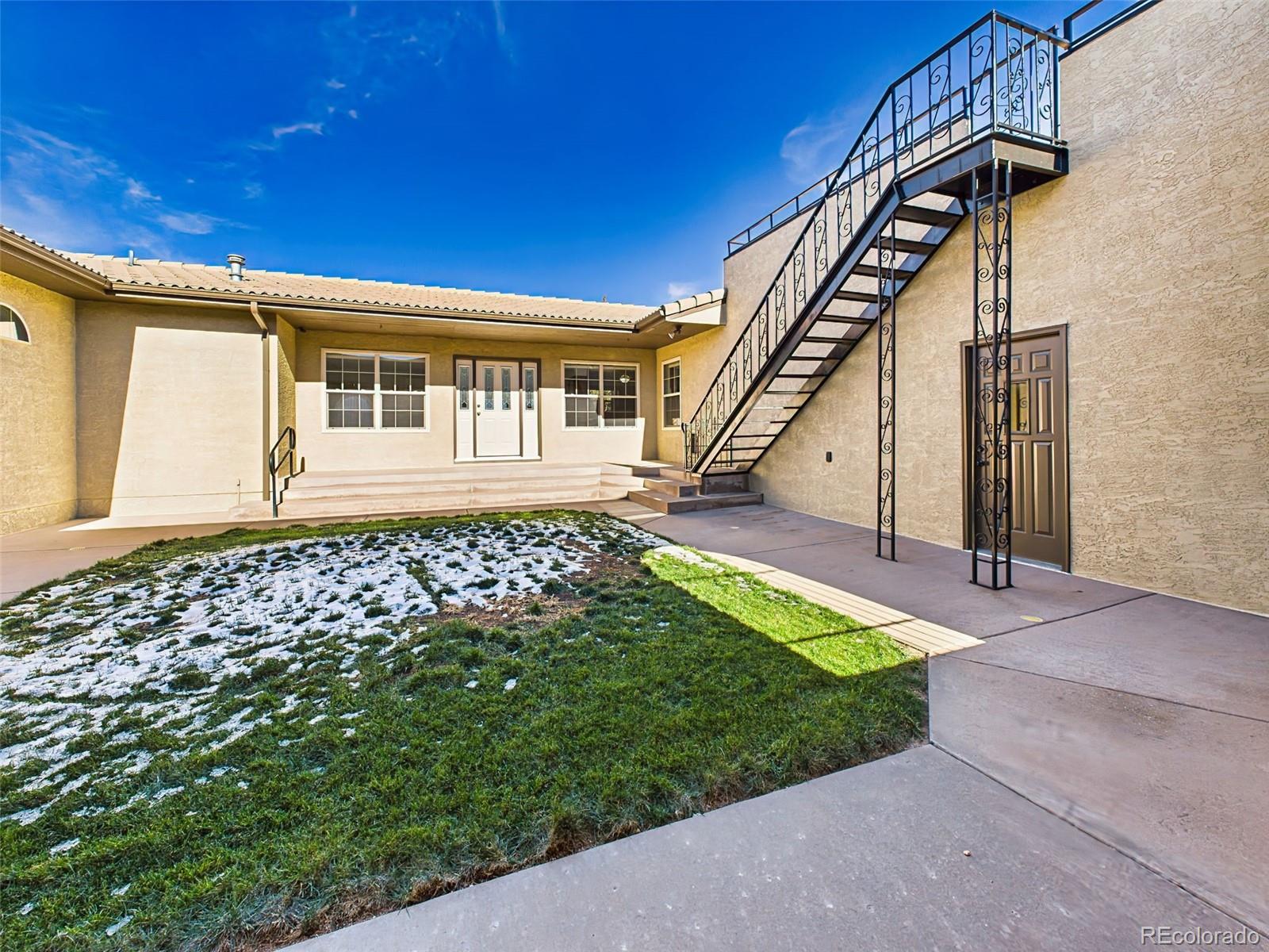 611 Q Street Penrose CO 81240