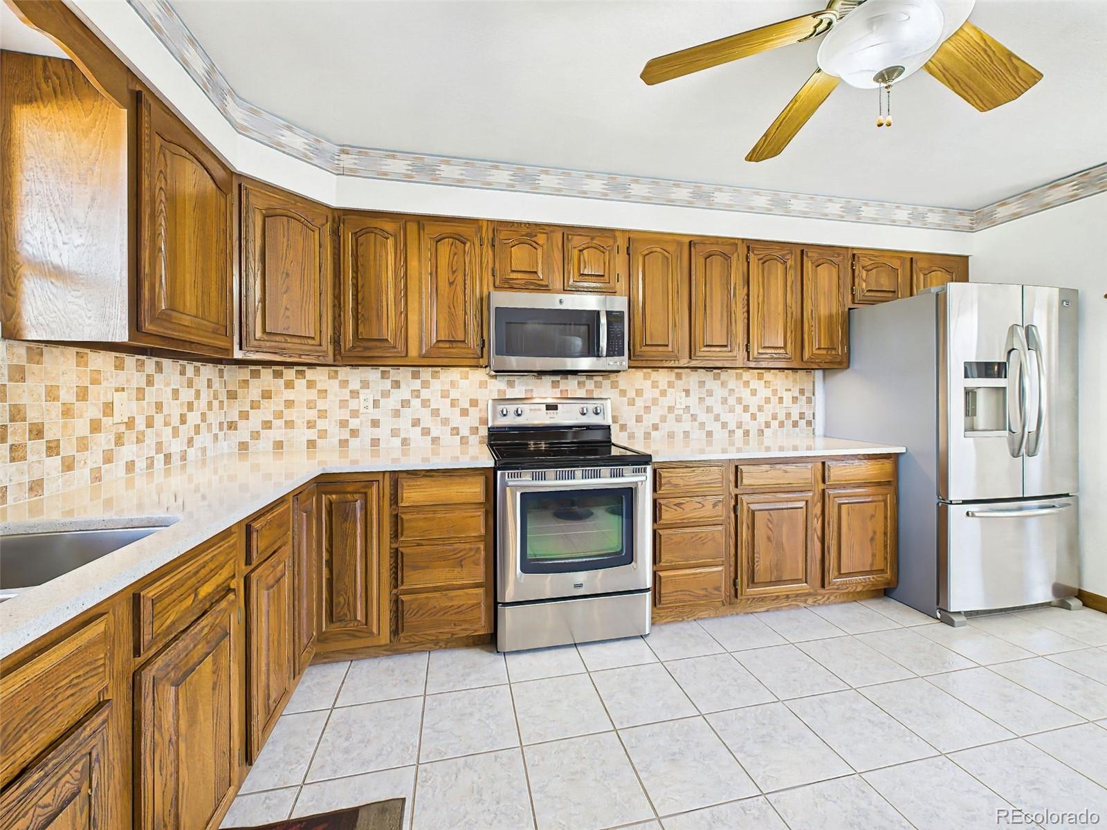 611 Q Street Penrose CO 81240