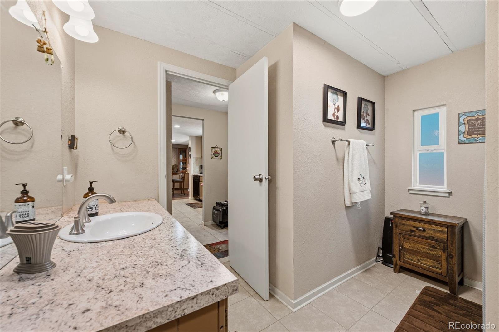 1299 Pikes Peak Drive Florissant CO 80816