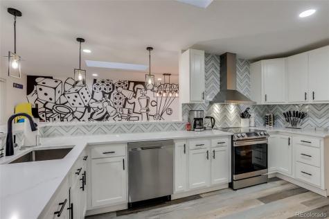 8475 Quay Drive Arvada CO 80003
