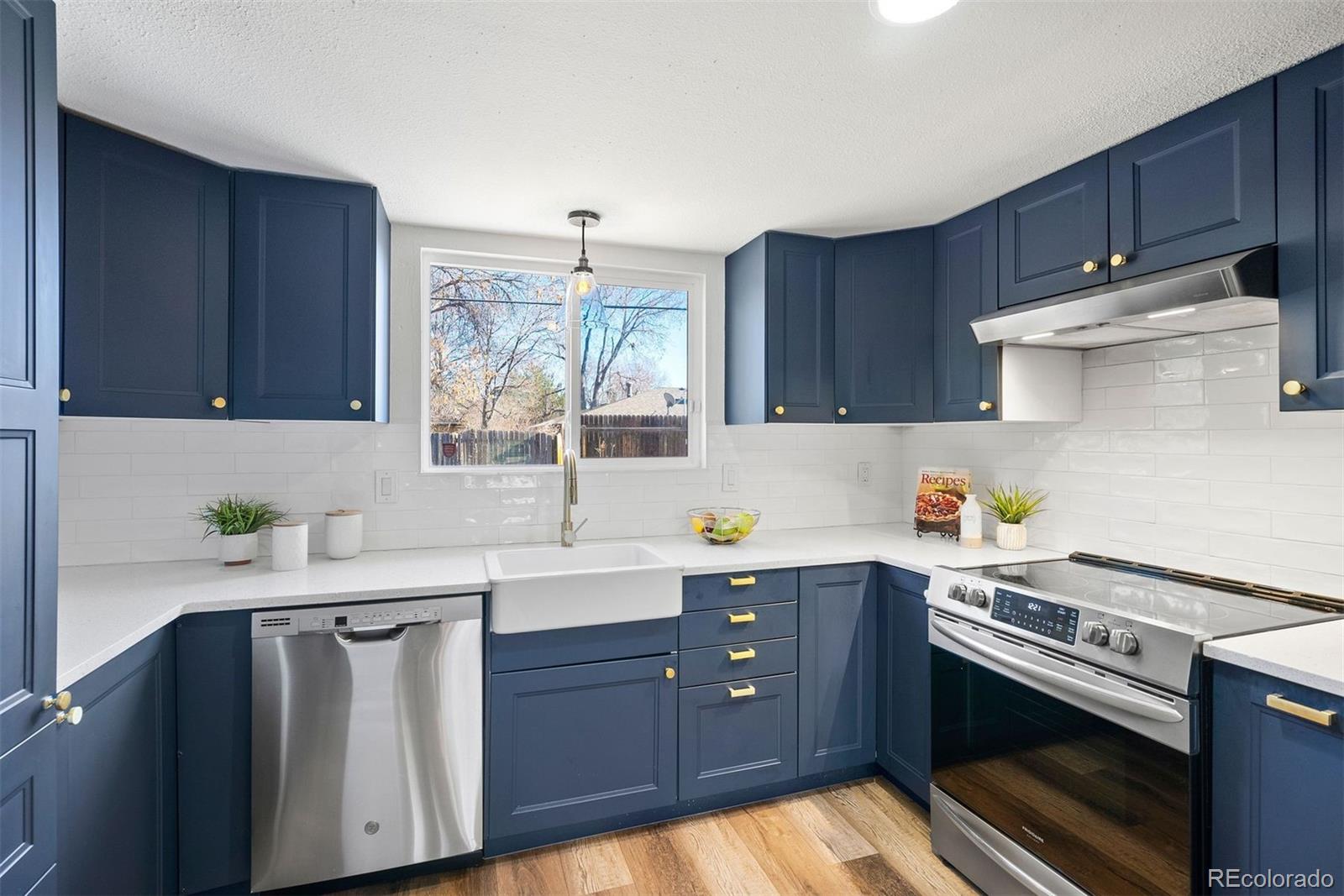 9040 W Arizona Drive Lakewood CO 80232