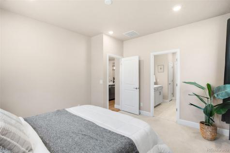 9792 Banner Peak Street Littleton CO 80125