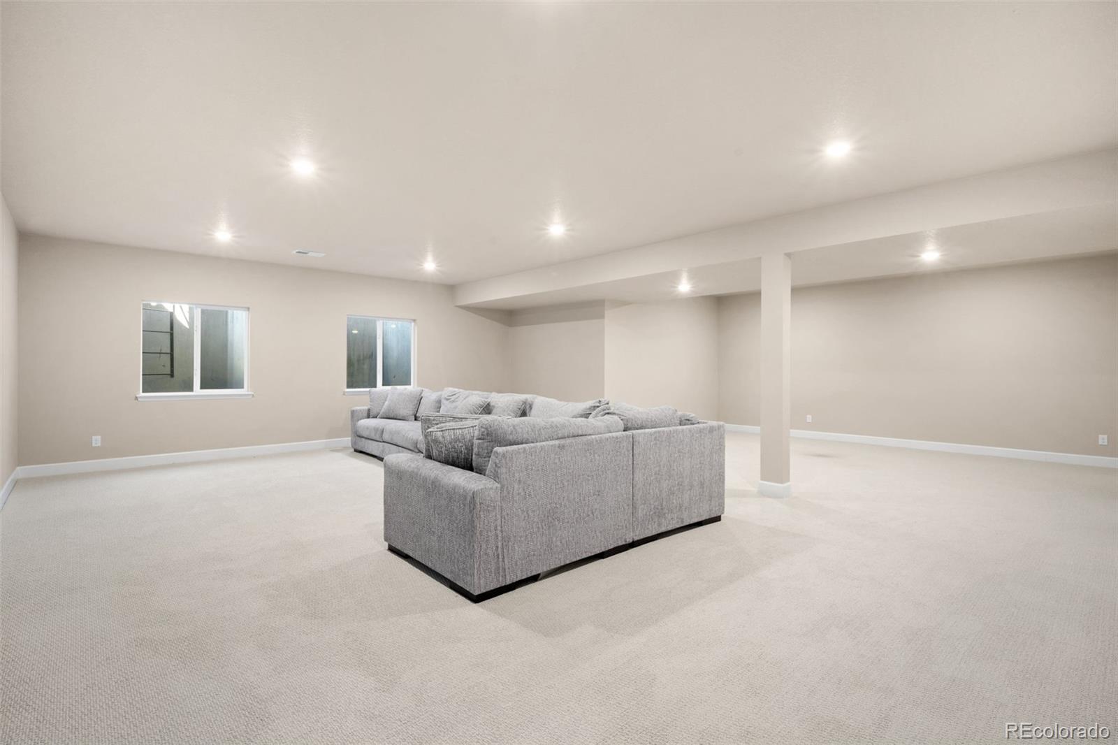 9792 Banner Peak Street Littleton CO 80125