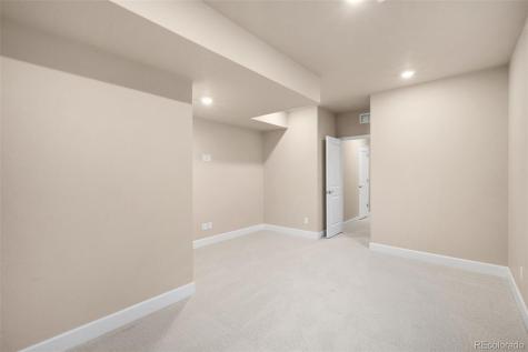 9792 Banner Peak Street Littleton CO 80125