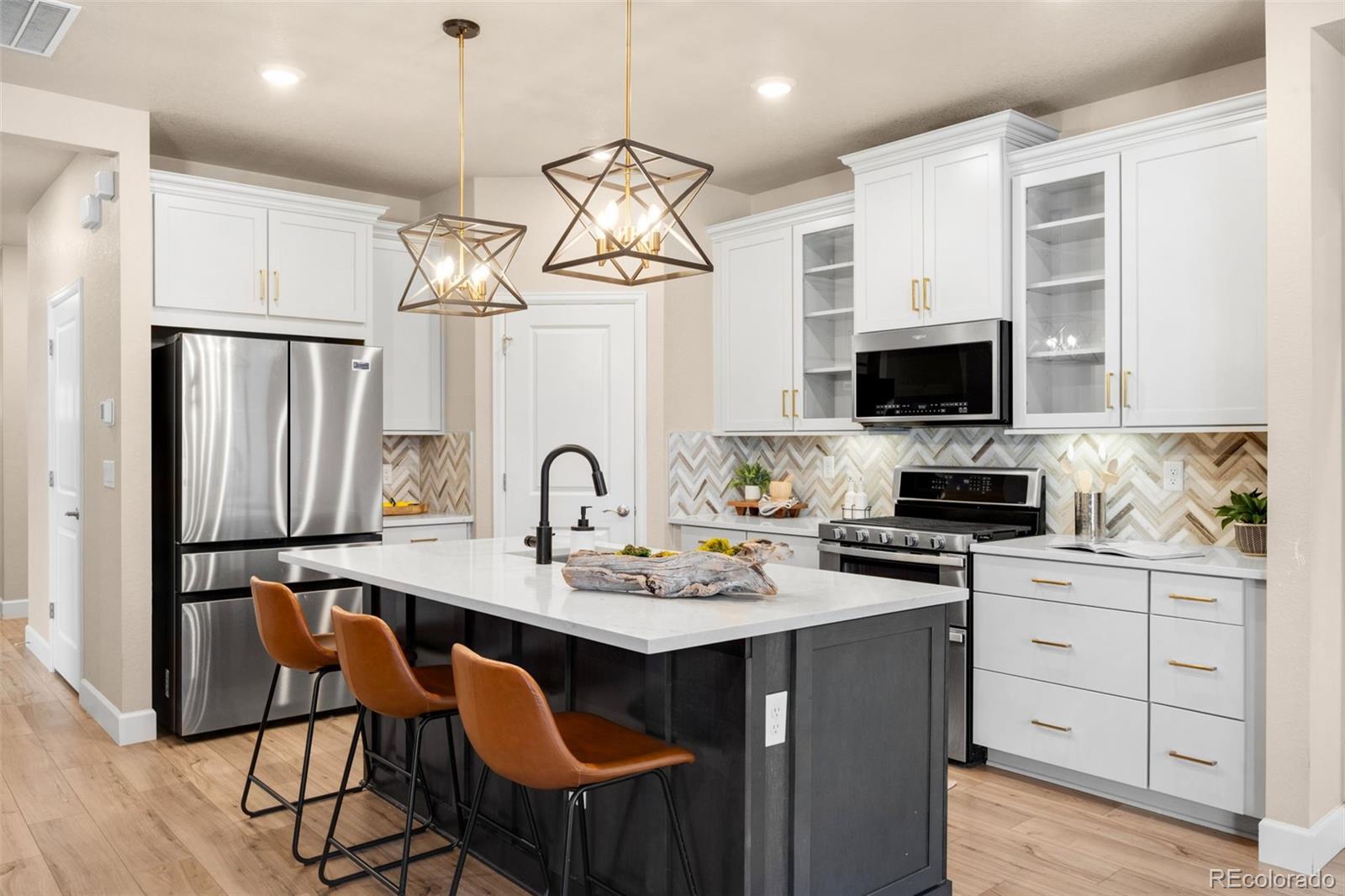 9792 Banner Peak Street Littleton CO 80125