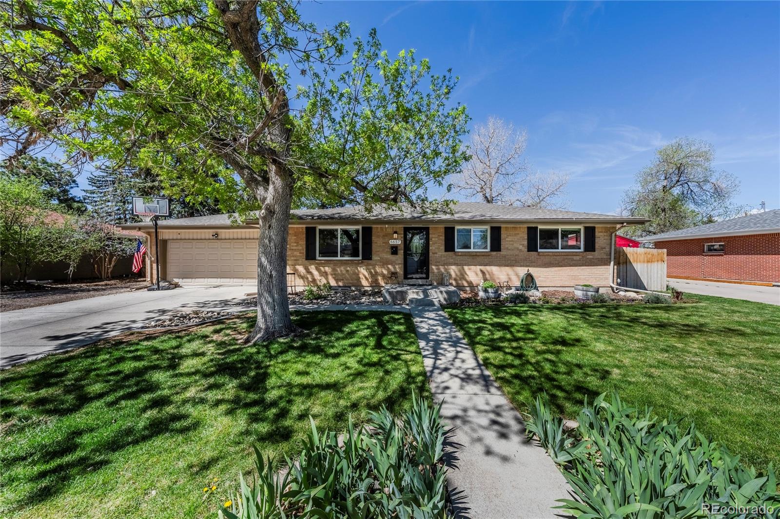 6657 S Lee Court Centennial CO 80121