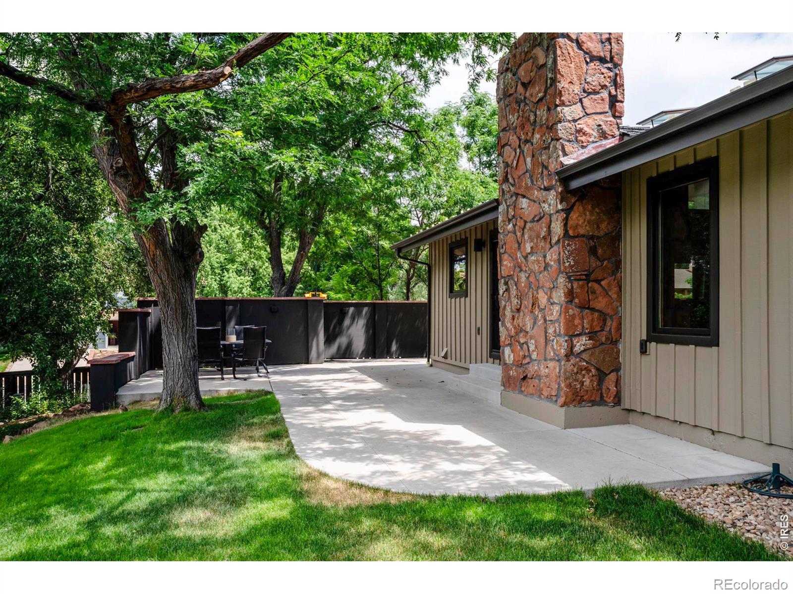 2575 Briarwood Drive Boulder CO 80305