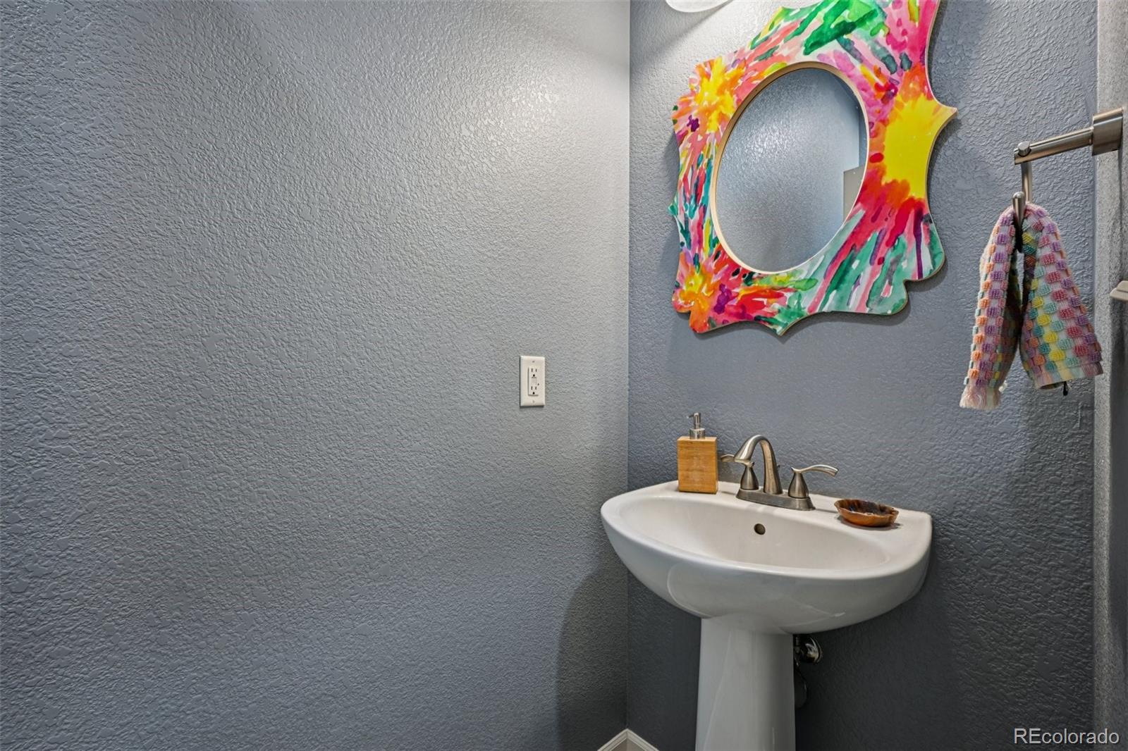 7034 S Fultondale Circle Aurora CO 80016