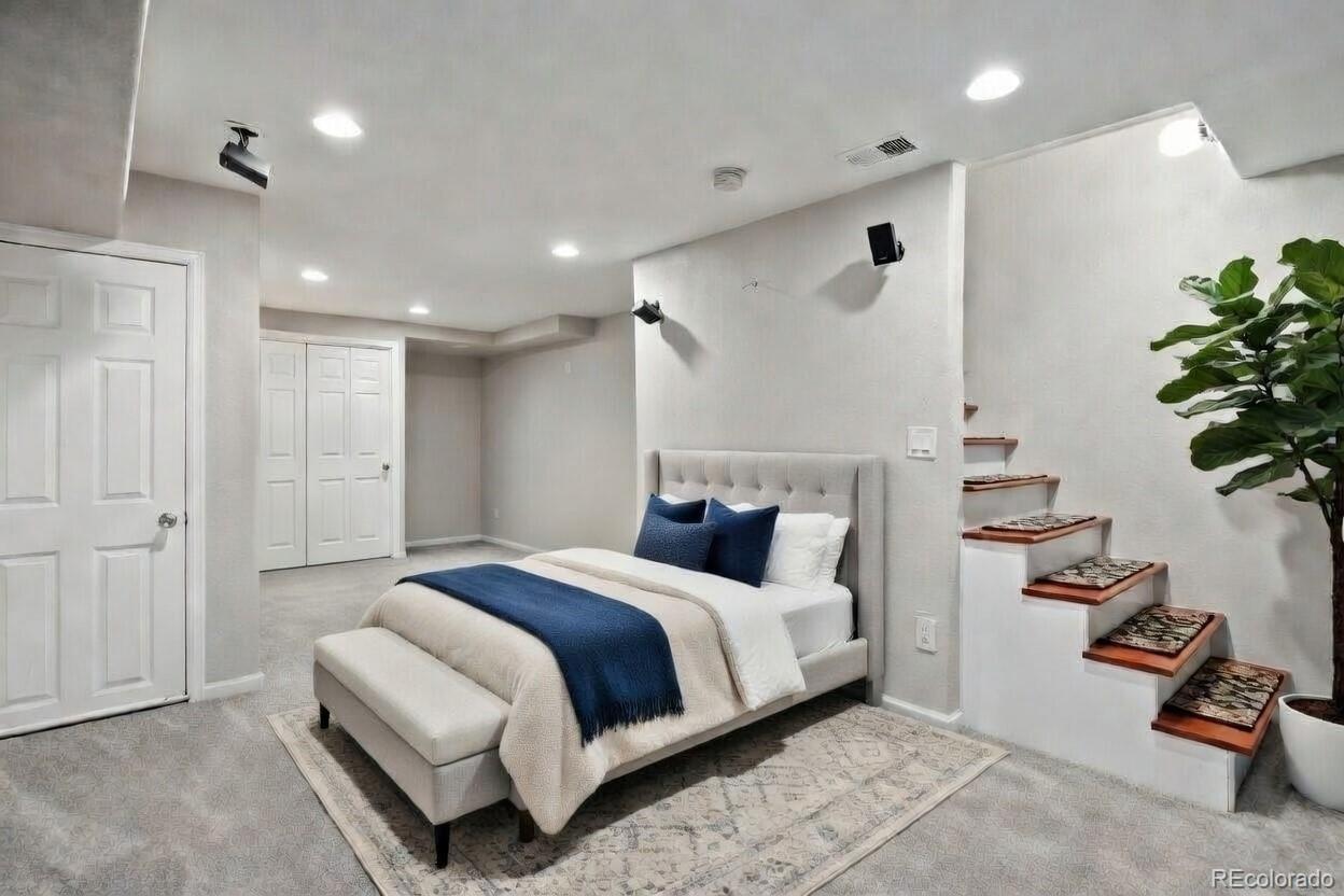 1343 Valentia Street Denver CO 80220