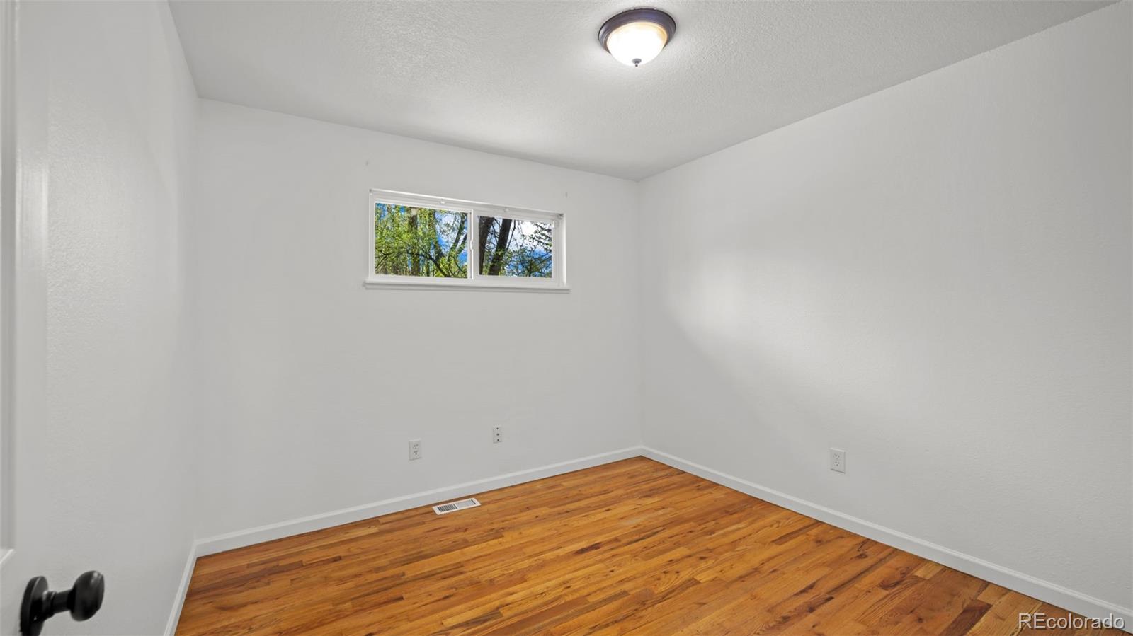 1523 Saratoga Drive Colorado Springs CO 80910
