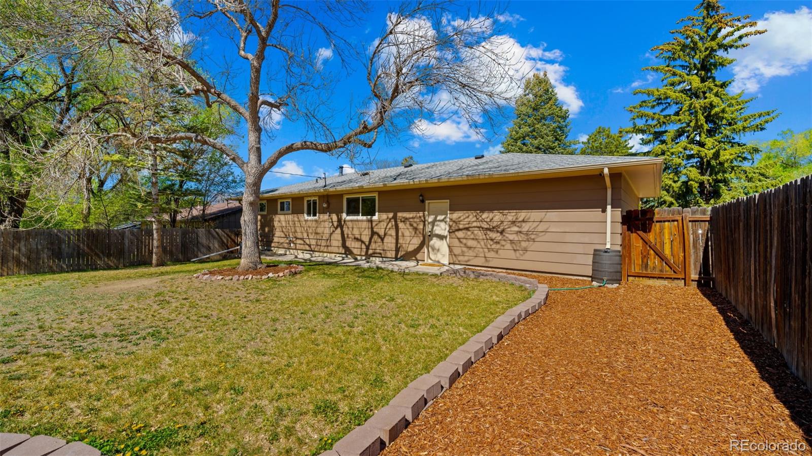 1523 Saratoga Drive Colorado Springs CO 80910