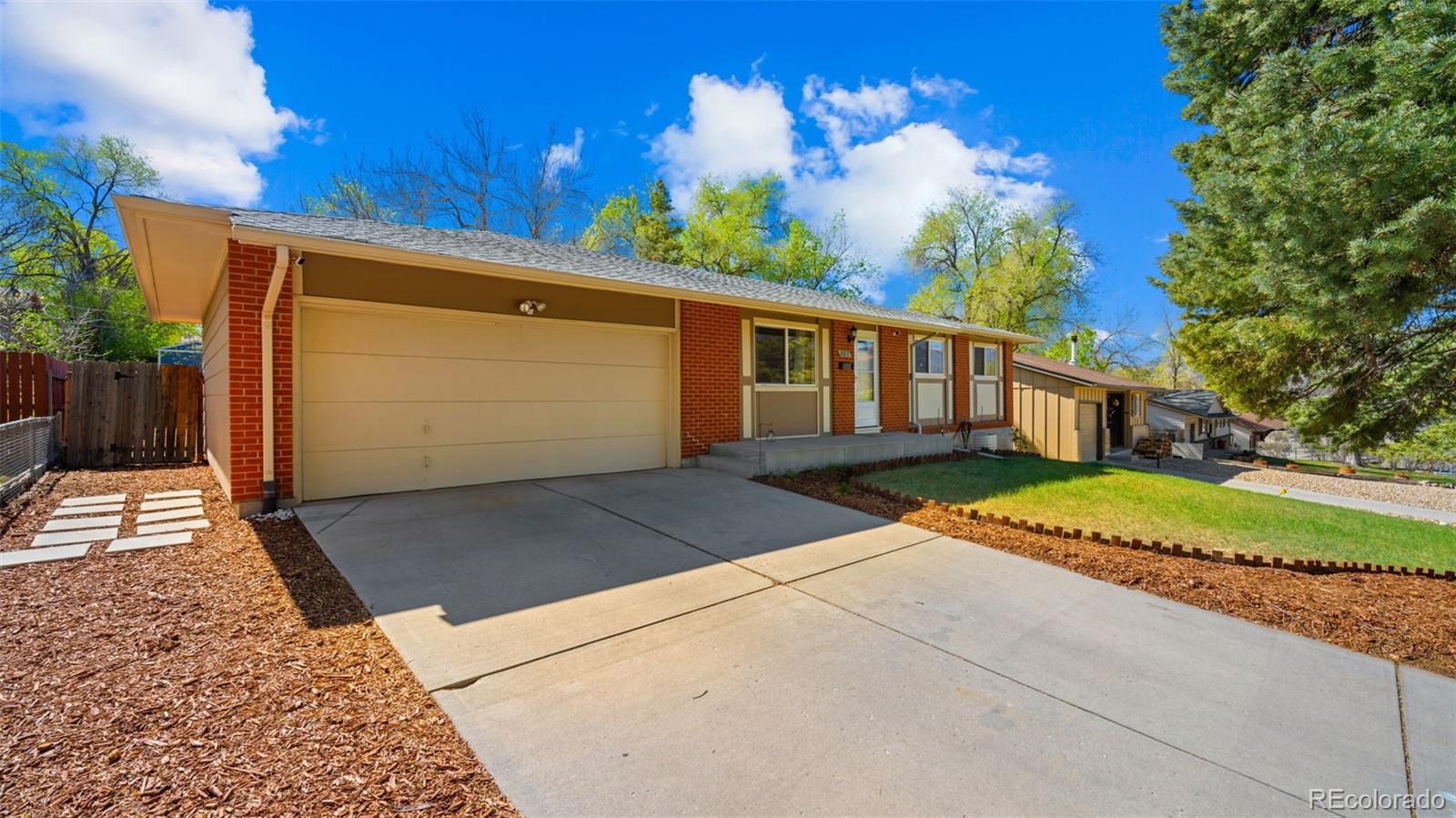 1523 Saratoga Drive Colorado Springs CO 80910