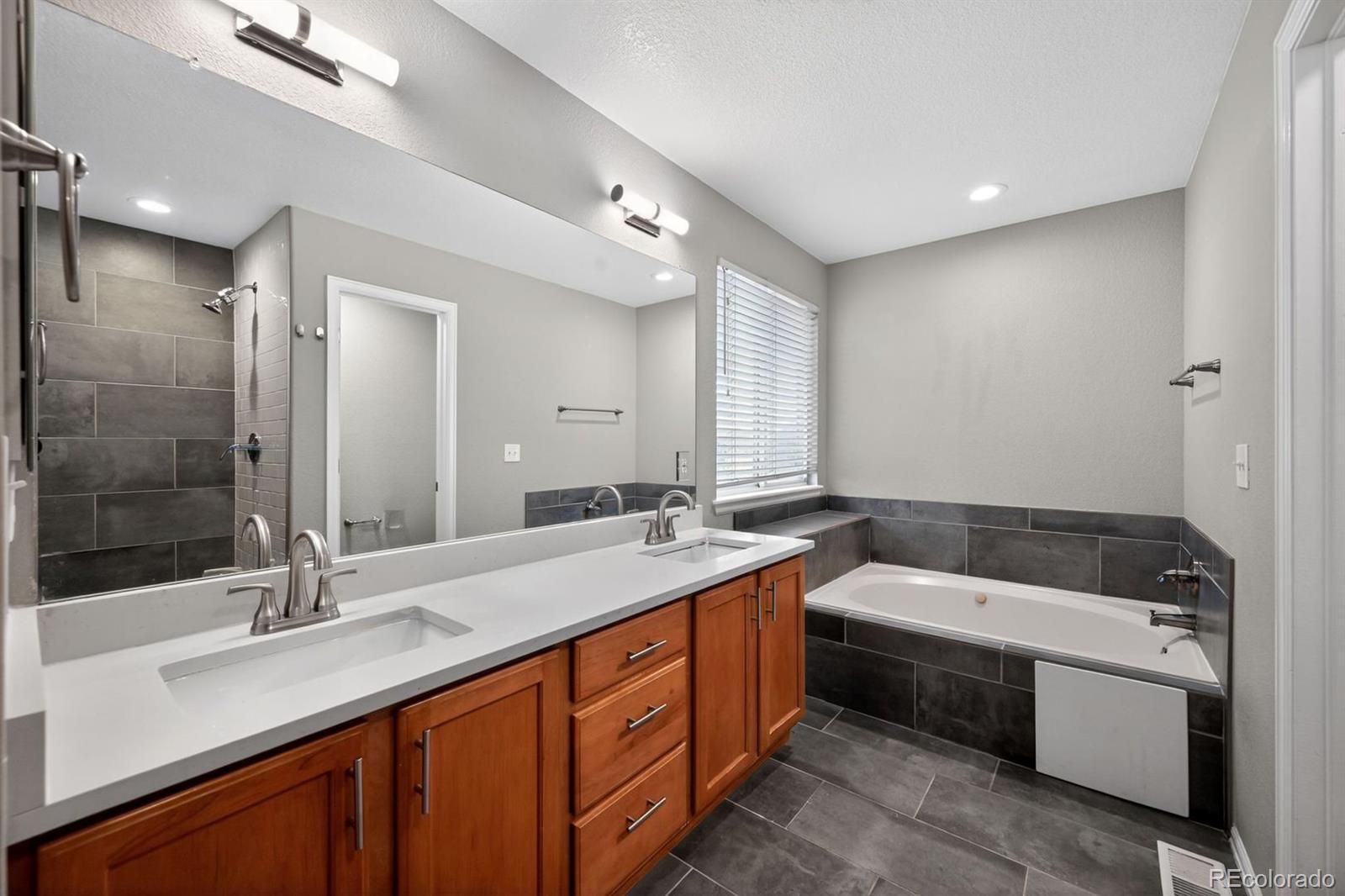 23291 E Orchard Place Aurora CO 80015