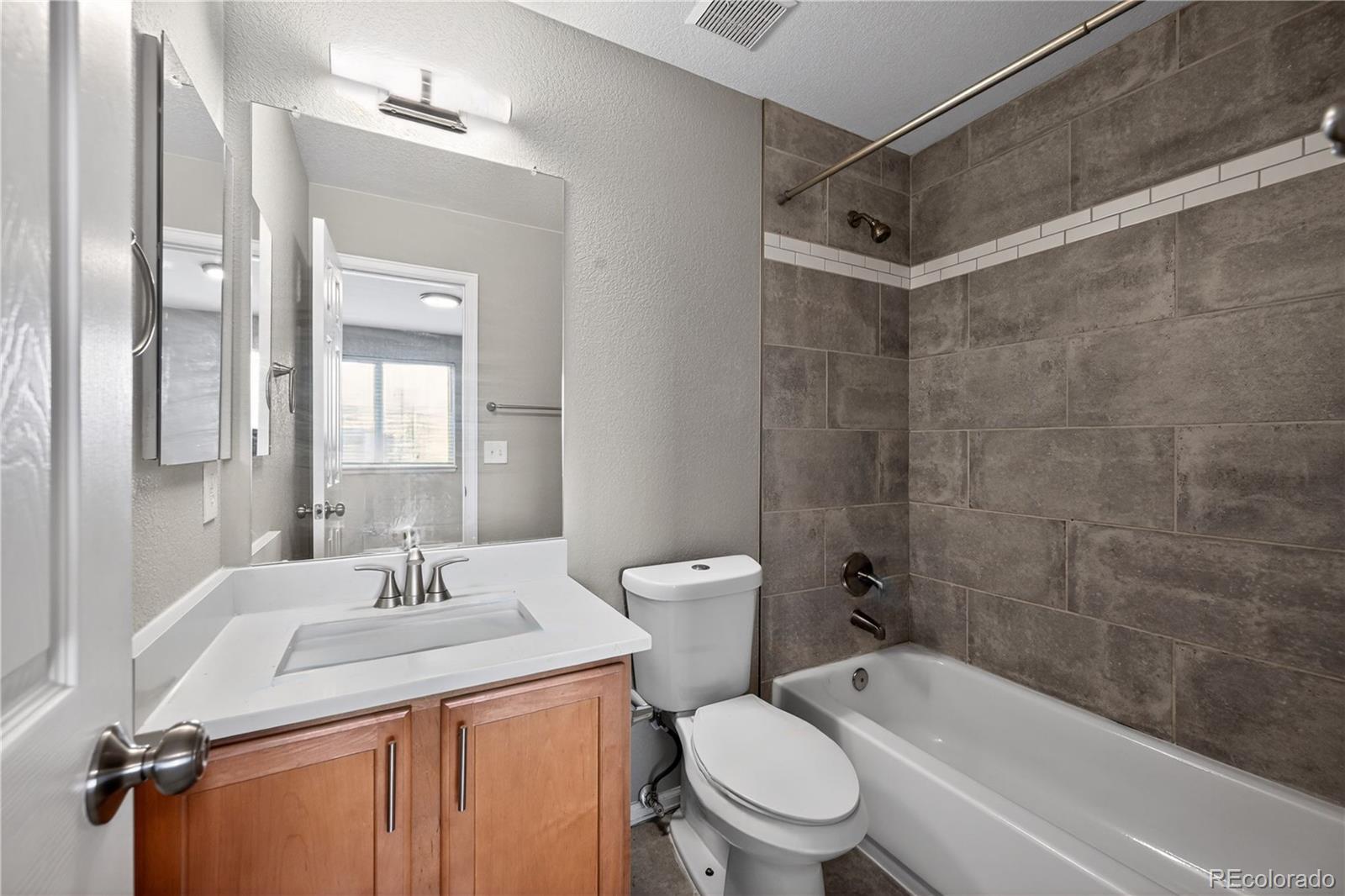 23291 E Orchard Place Aurora CO 80015