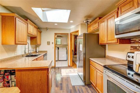 233 Nome Street Aurora CO 80010