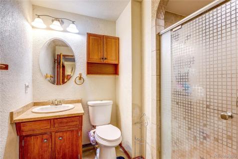 233 Nome Street Aurora CO 80010