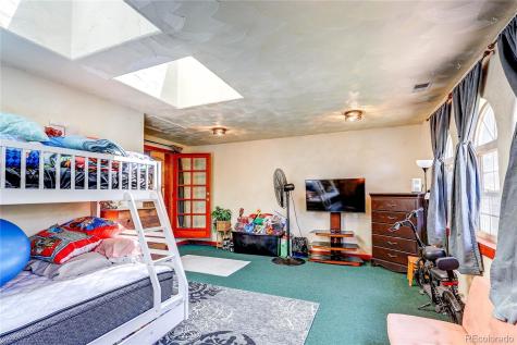 233 Nome Street Aurora CO 80010
