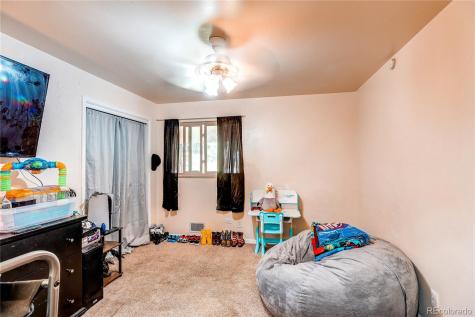 233 Nome Street Aurora CO 80010