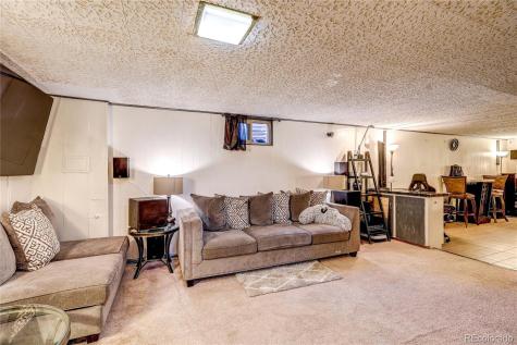 233 Nome Street Aurora CO 80010