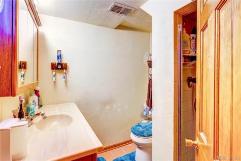 233 Nome Street Aurora CO 80010