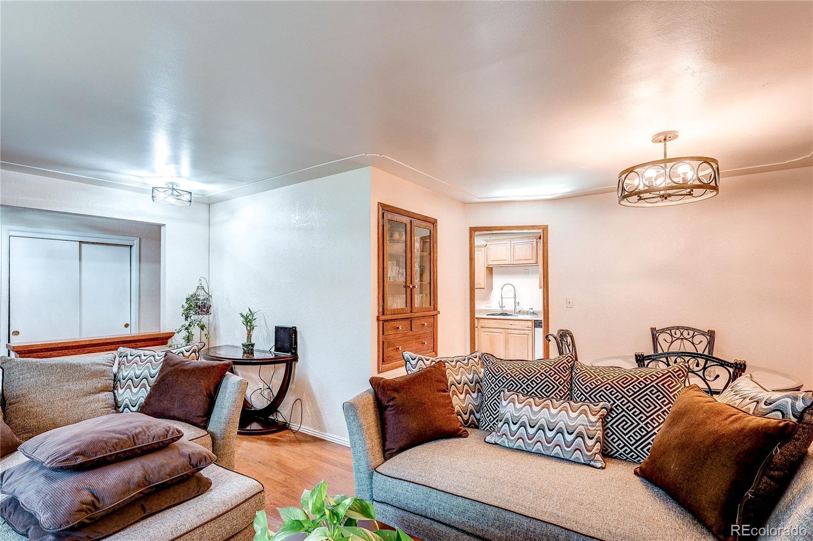 233 Nome Street Aurora CO 80010