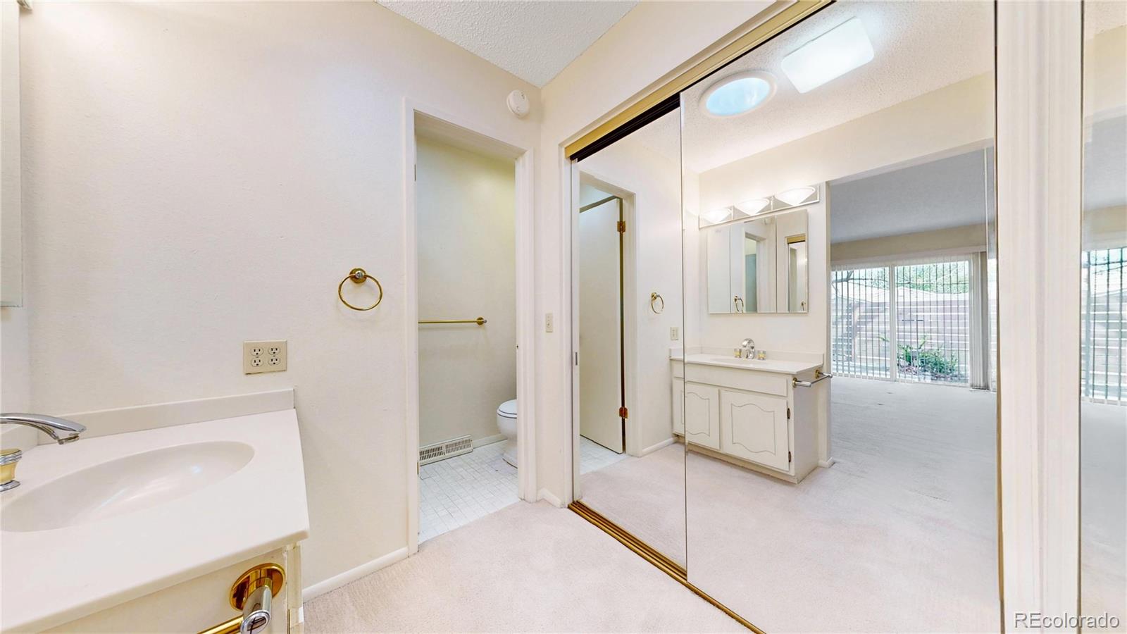 153 S Vance Court Lakewood CO 80226