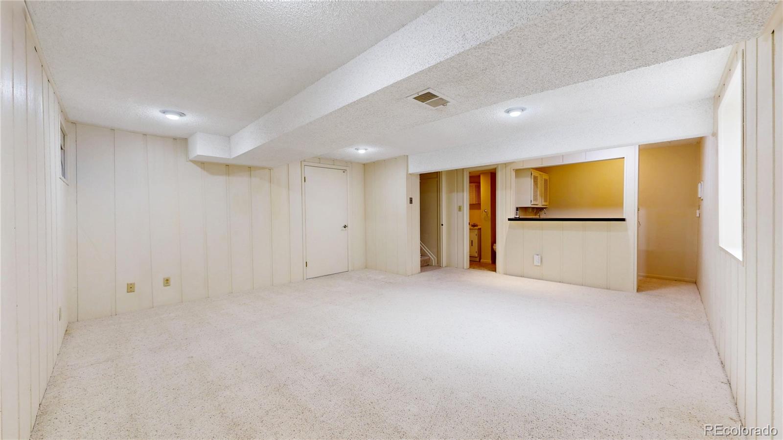 153 S Vance Court Lakewood CO 80226