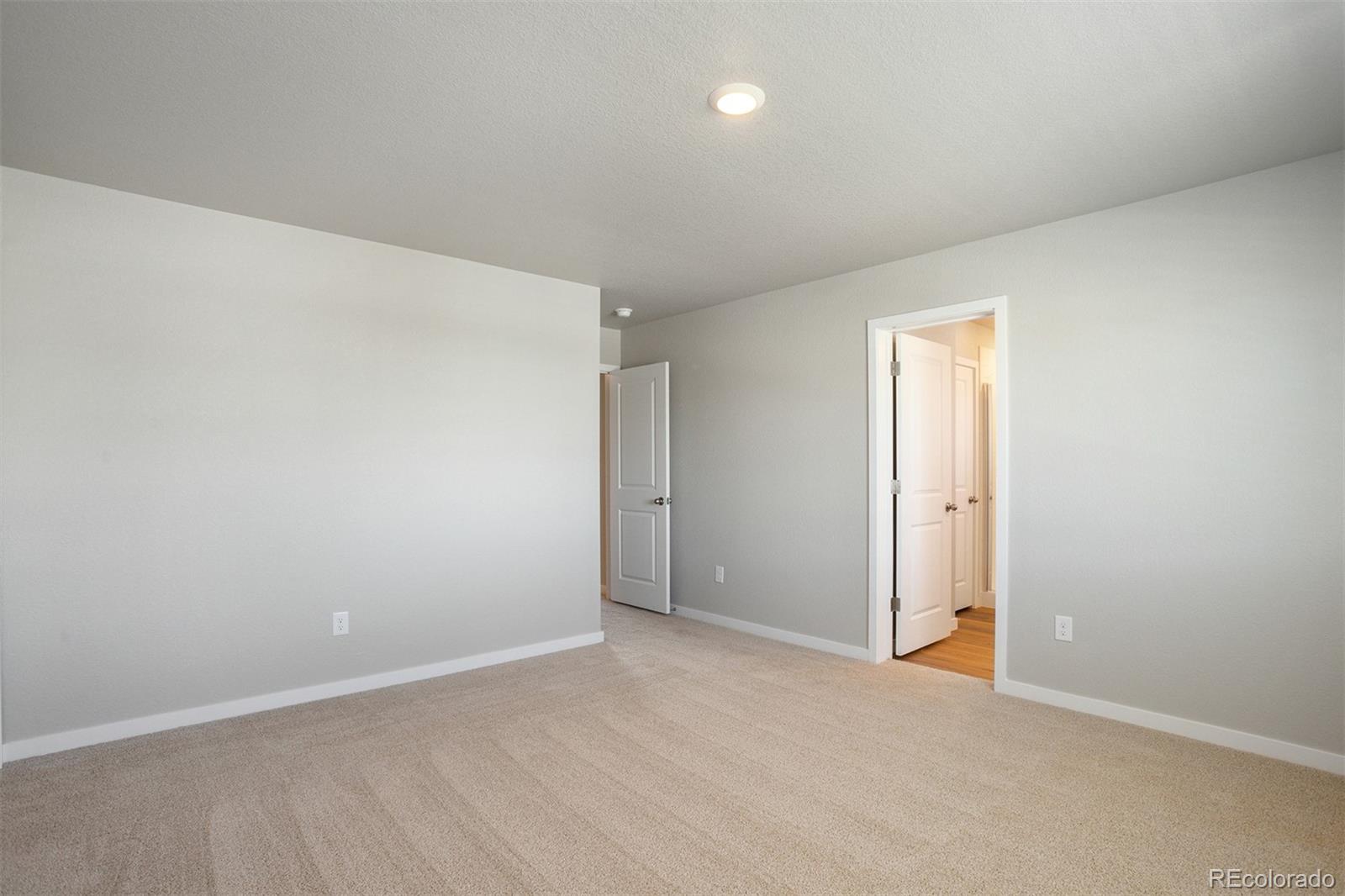 48250 Shetland Drive Bennett CO 80102