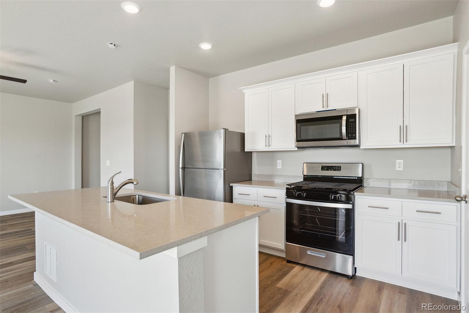 48250 Shetland Drive Bennett CO 80102
