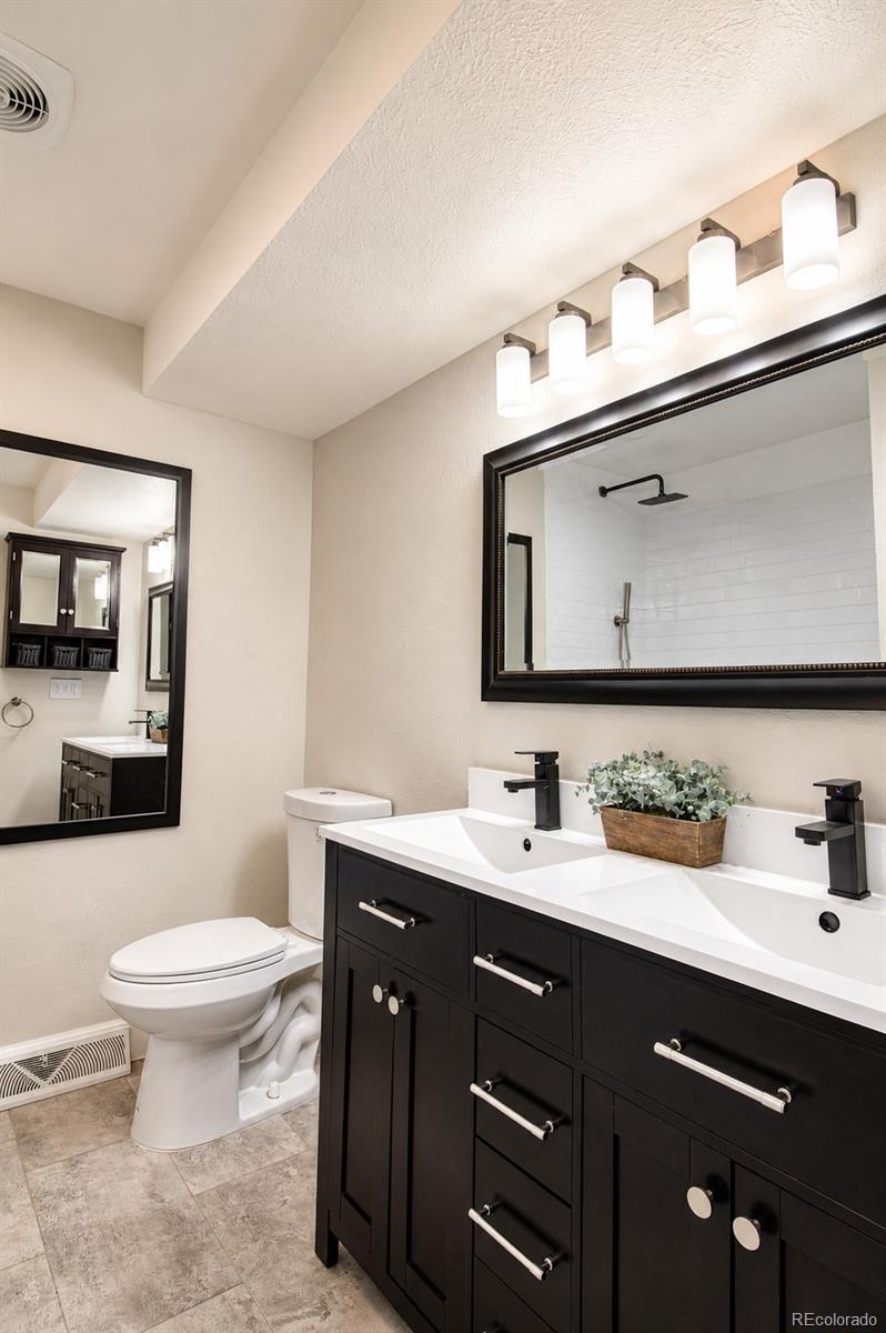 7197 S Fairfax Court Centennial CO 80122