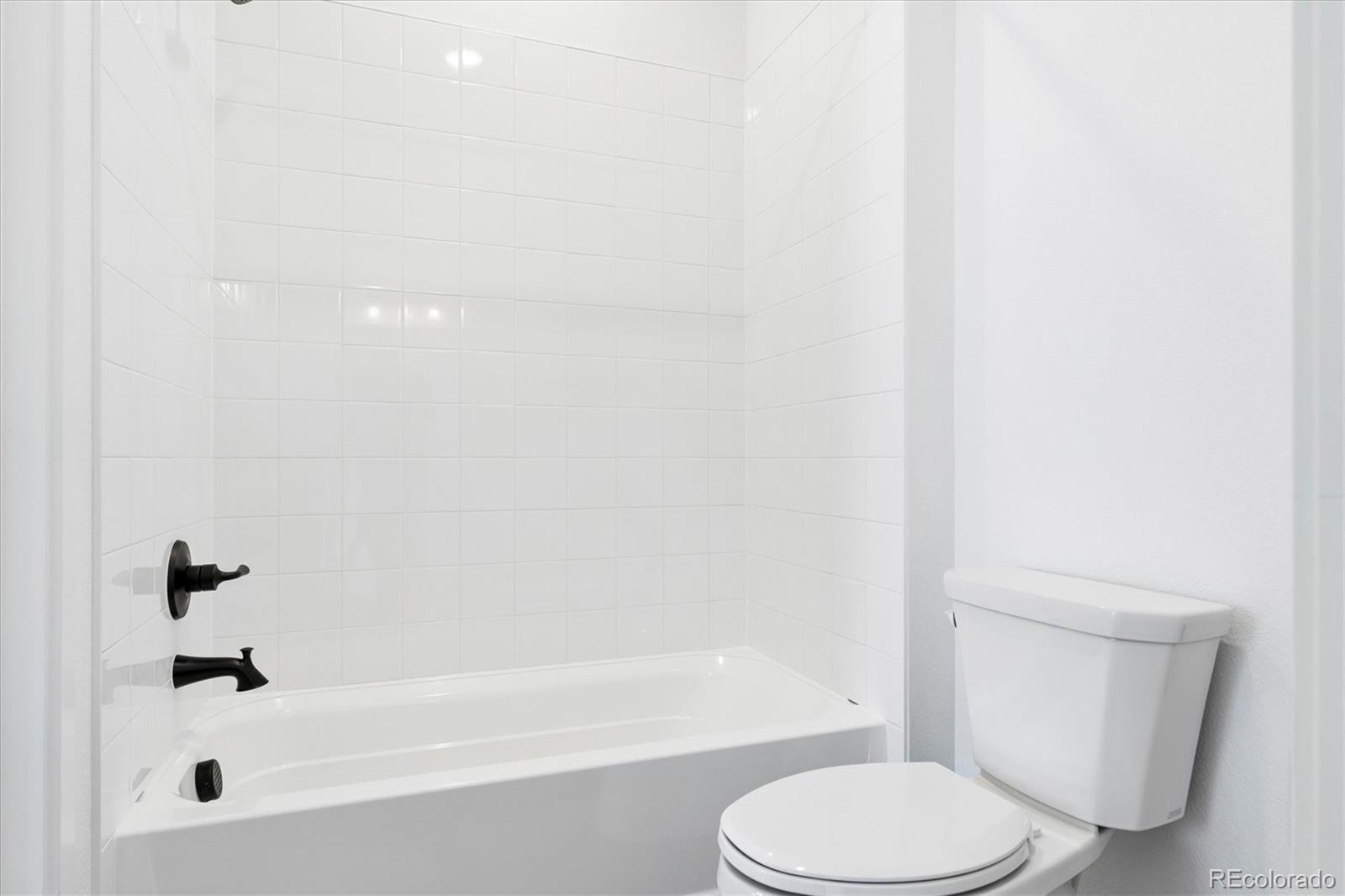 24271 E Ida Place Aurora CO 80016