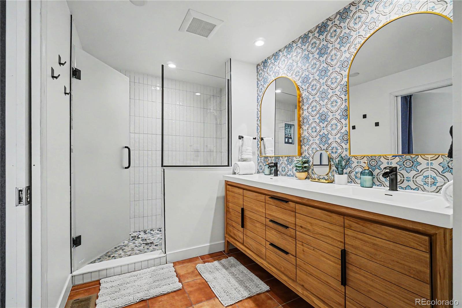 2216 S Clermont Street Denver CO 80222