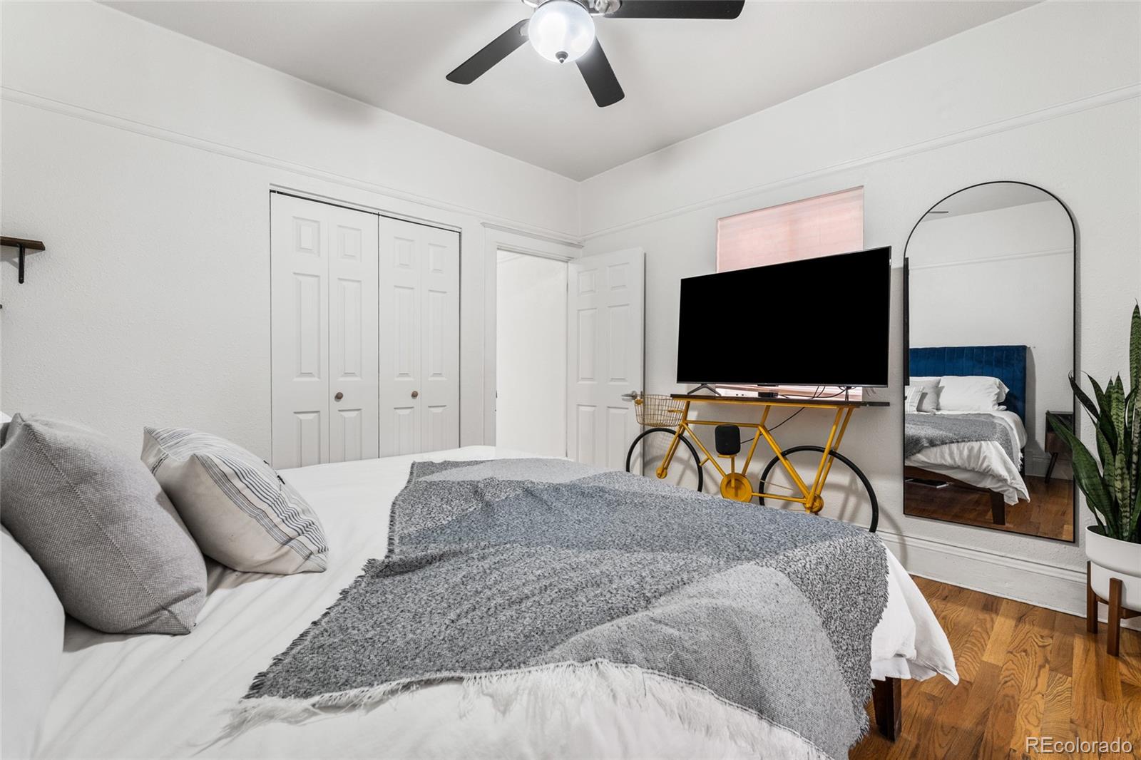 2465 W Caithness Place Denver CO 80211