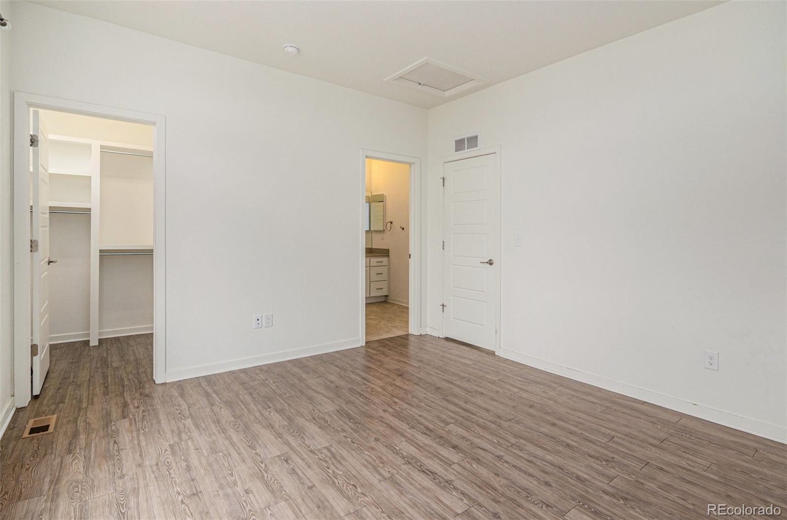 5038 N Andes Way Denver CO 80249