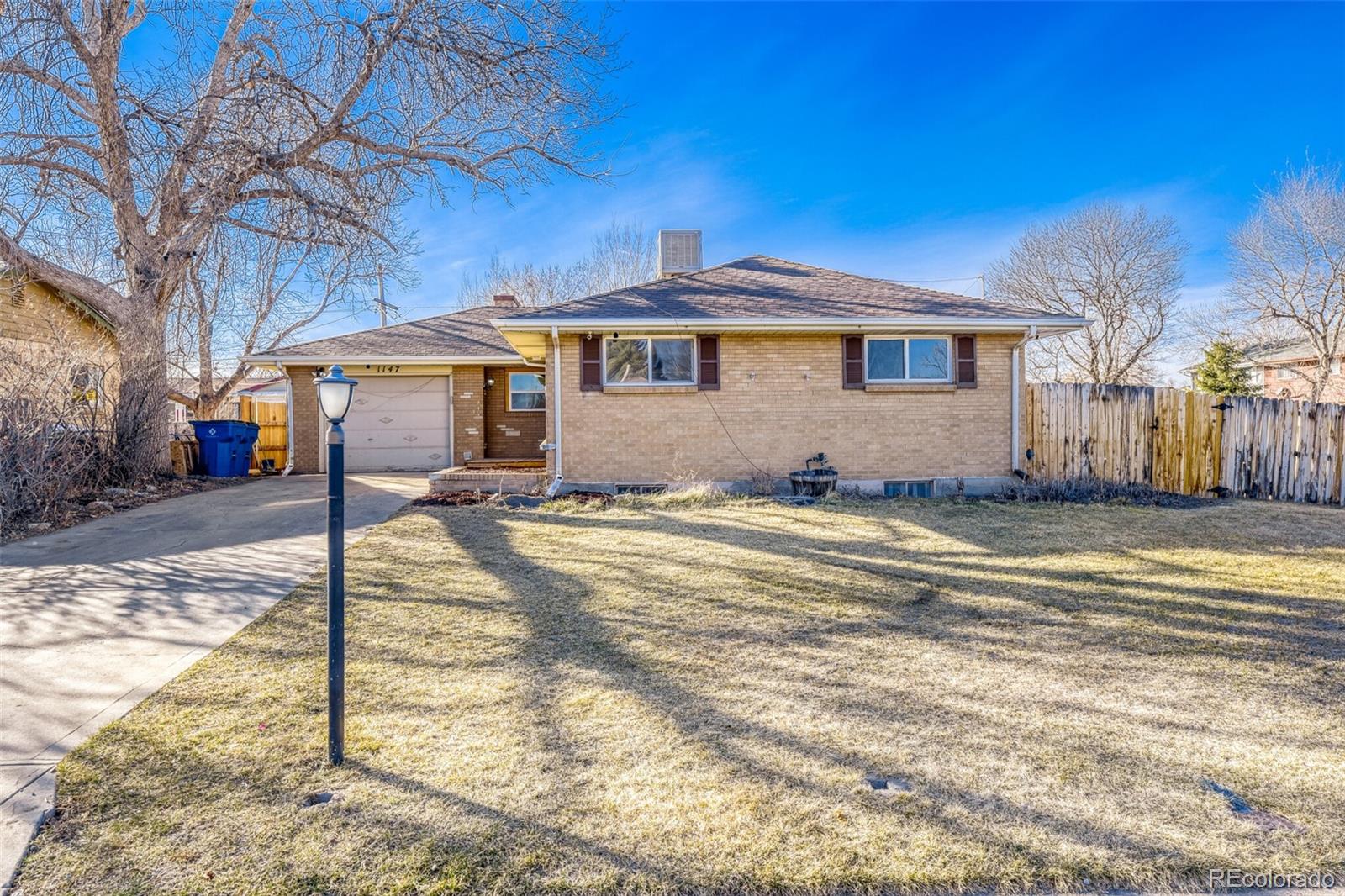 1147 S Kendall Court Lakewood CO 80232