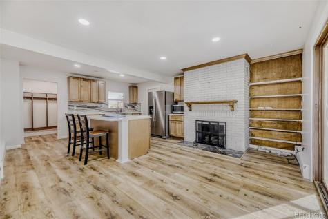 1147 S Kendall Court Lakewood CO 80232