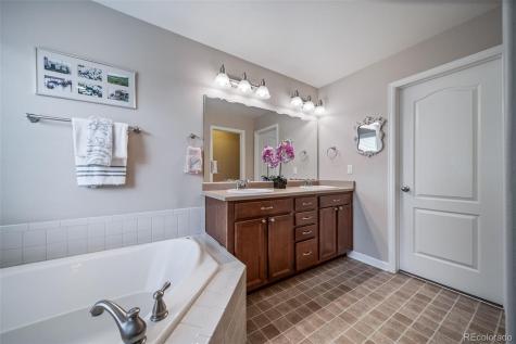 18236 Shadbury Lane Parker CO 80134