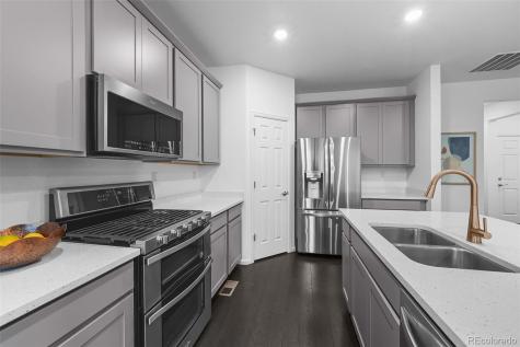 452 S Norfolk Court Aurora CO 80017