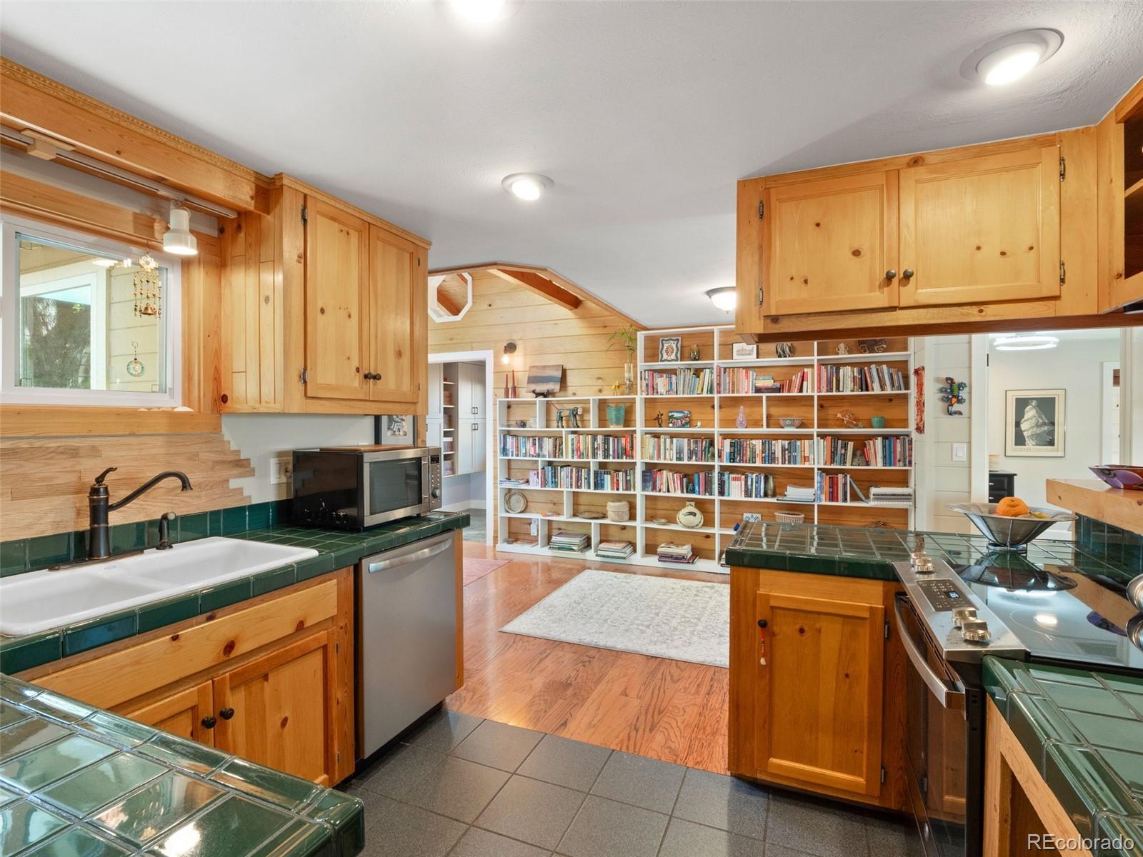 805 Kline Drive Lakewood CO 80215