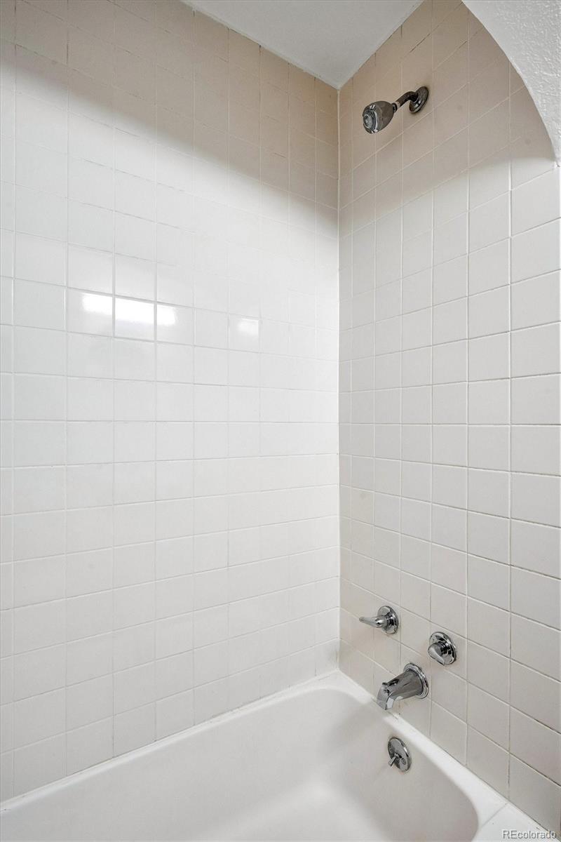 2037 Geneva Street Aurora CO 80010