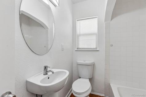 2037 Geneva Street Aurora CO 80010