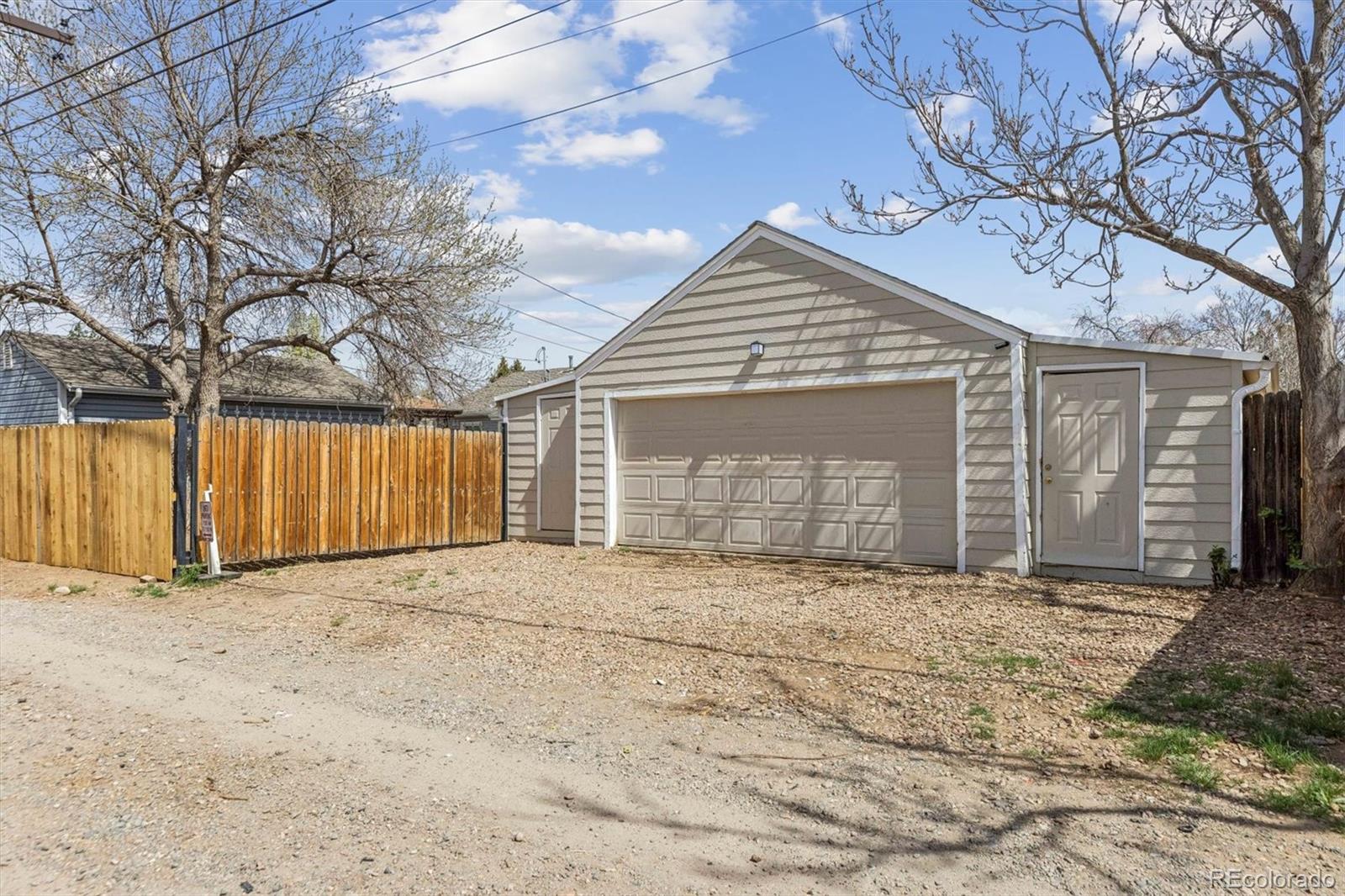 2037 Geneva Street Aurora CO 80010