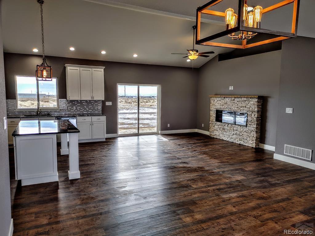 697 Cabaret Drive Pueblo CO 81007
