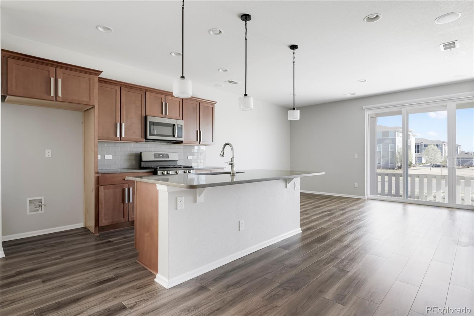 10526 Akron Street Commerce City CO 80640