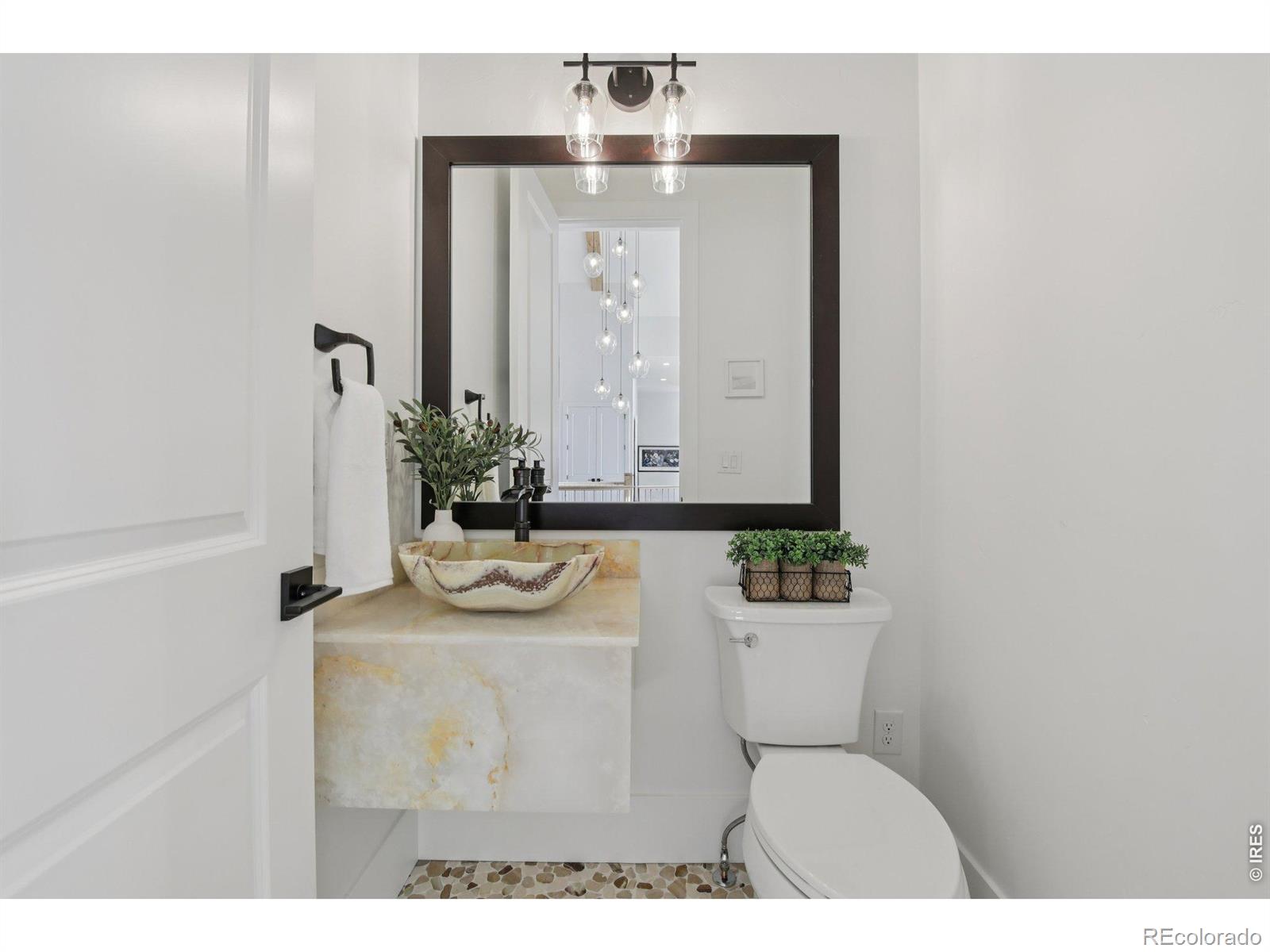 6689 Asher Court Longmont CO 80503