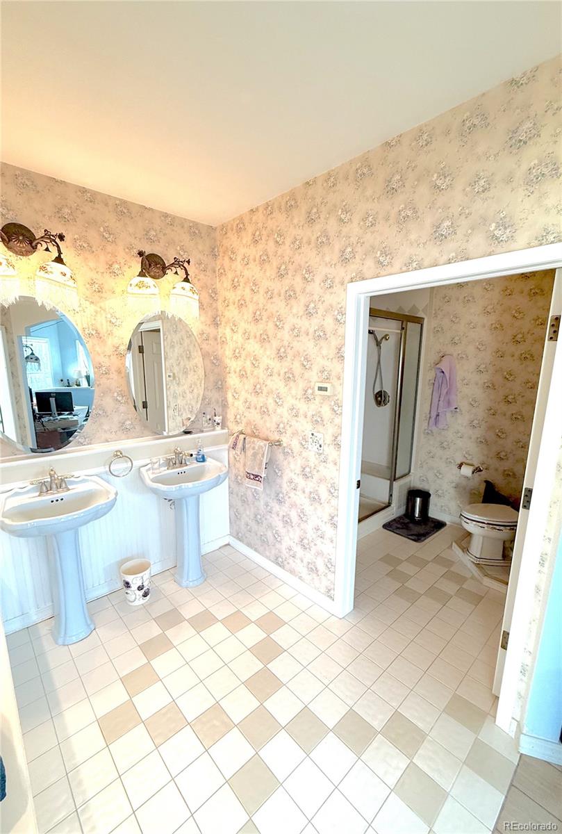 242 E Blarney Stone Road Howard CO 81233